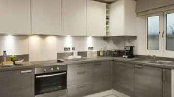 «لو بتجهزي بيتك».. أسعار مطابخ تبدأ من 8 آلاف جنيه وتصميمات تناسب مساحات مختلفة